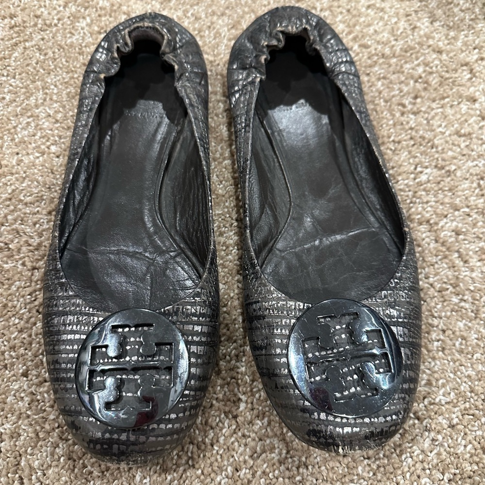 Tory Burch size 8 metallic flats